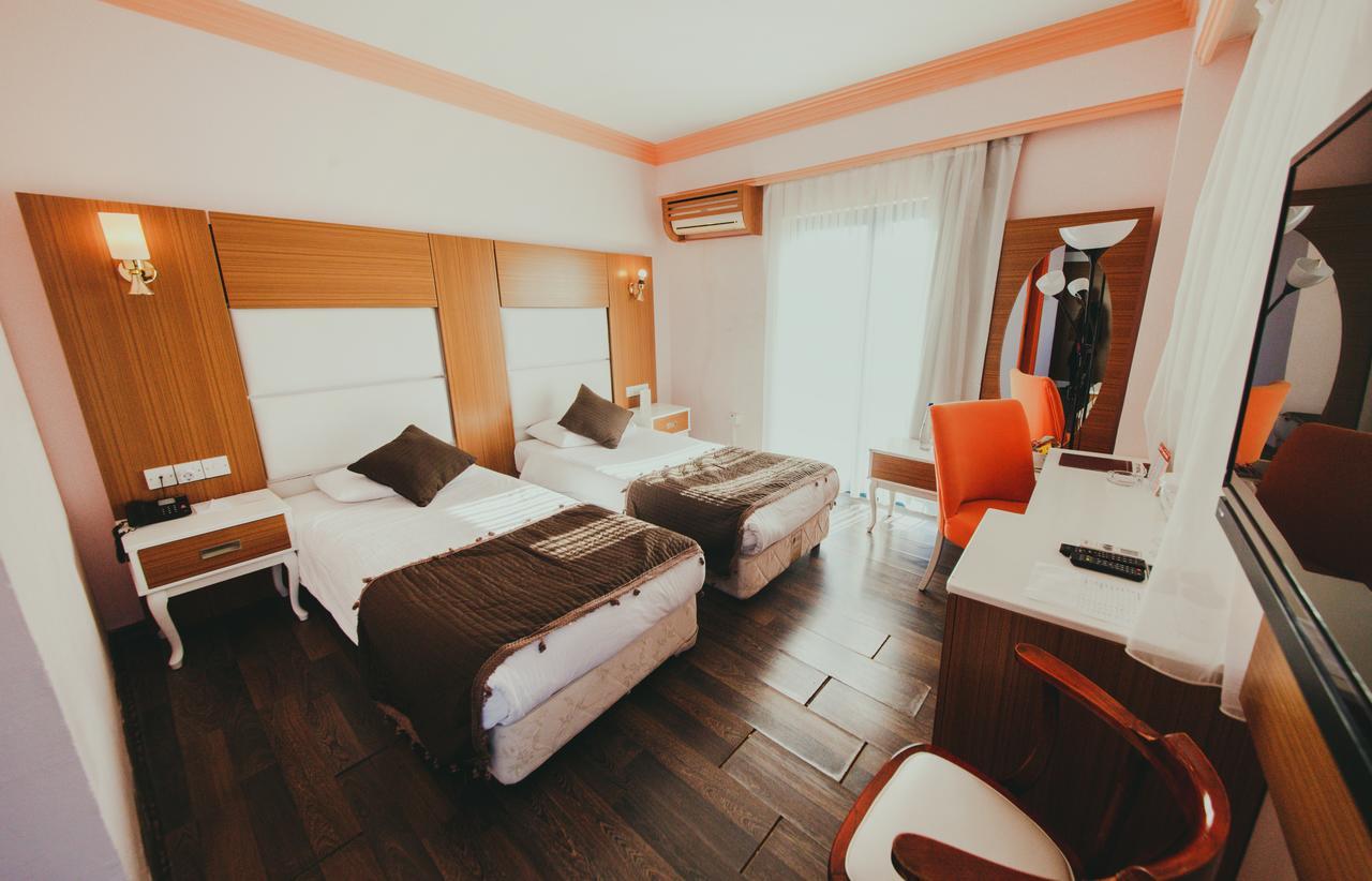 City Royal Hotel And Casino นิโคเซีย ภายนอก รูปภาพ